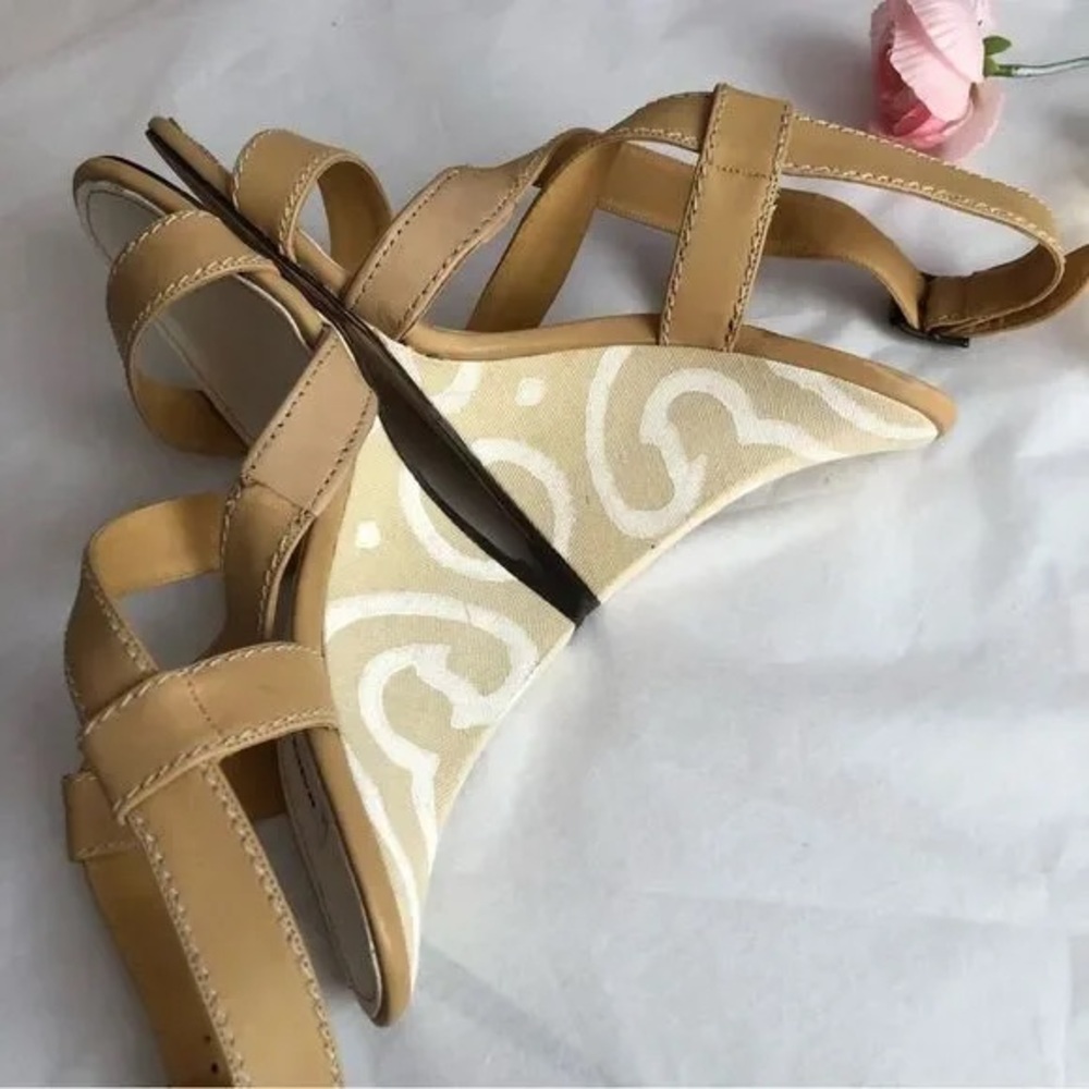 Manolo Blahnik High Heel Wedges Strappy Sandal Tan White Swirl Yald Bulgaro sz 8 - Picture 11 of 12